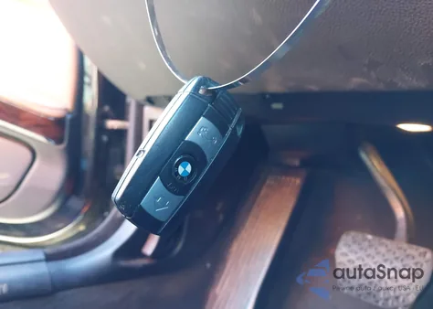 2013 BMW 328I из США, поврежденный, VIN WBADW3C51DJ525798